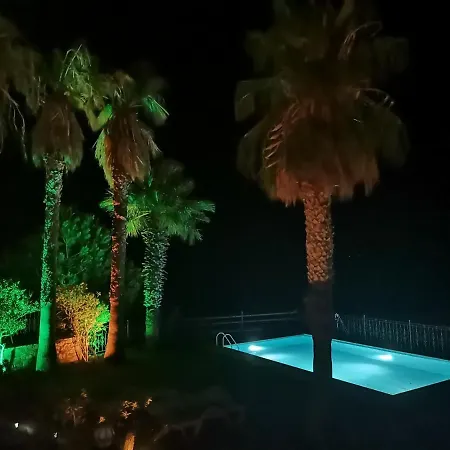Hotell Carla *