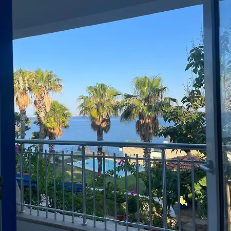 Hotel Carla *