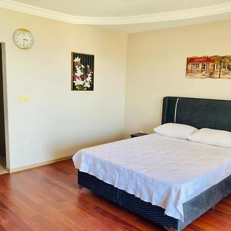 Hotel Carla *